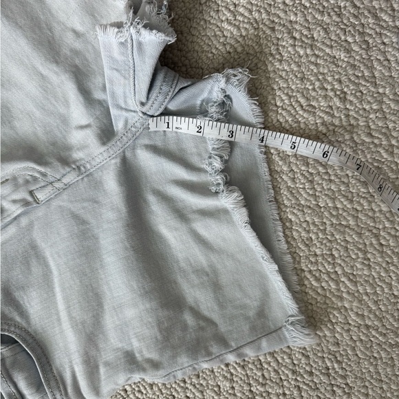 Levi's High Rise Light Blue Denim Shorts - Picture 6 of 6